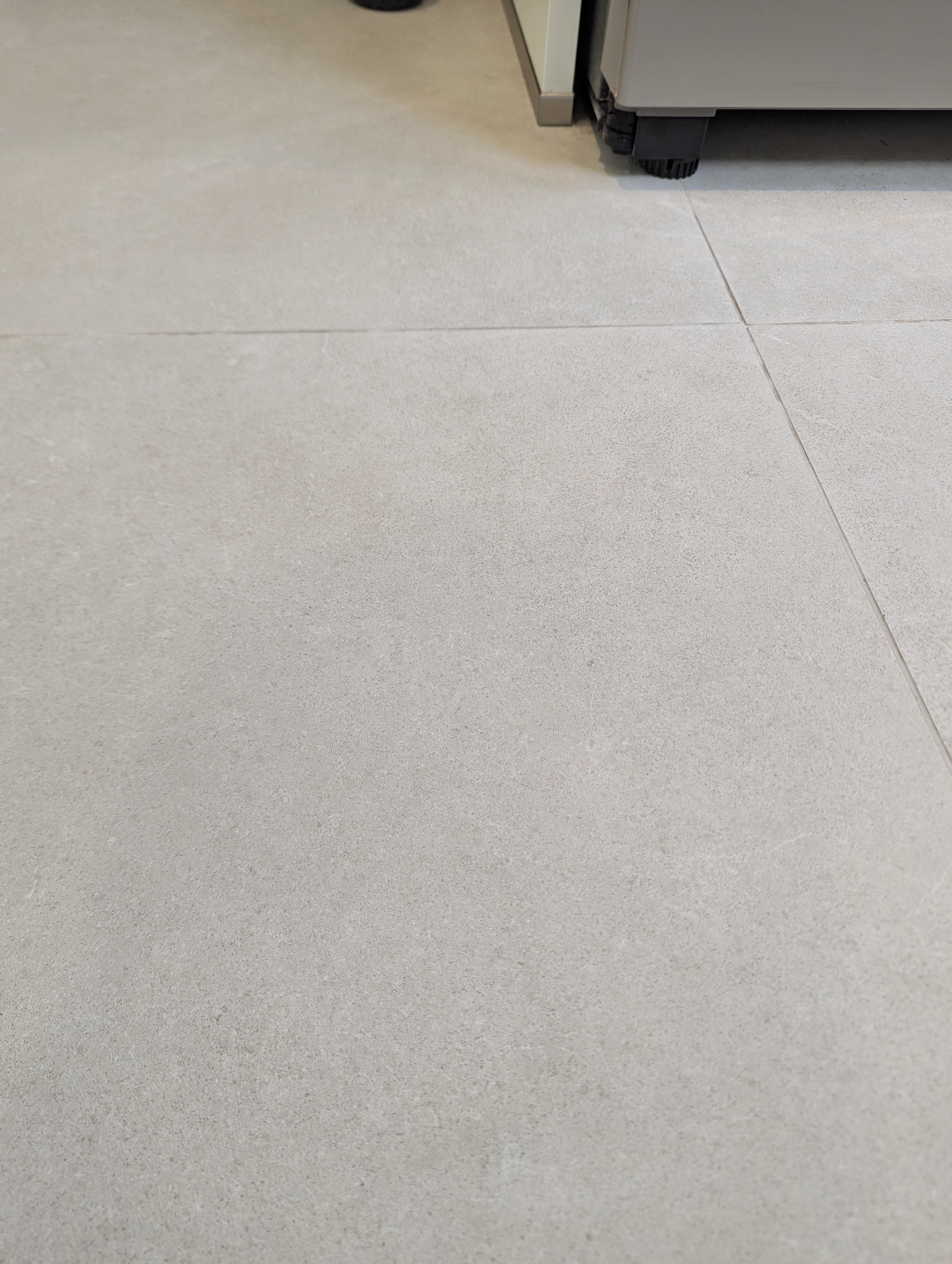 Cracked porcelain tile