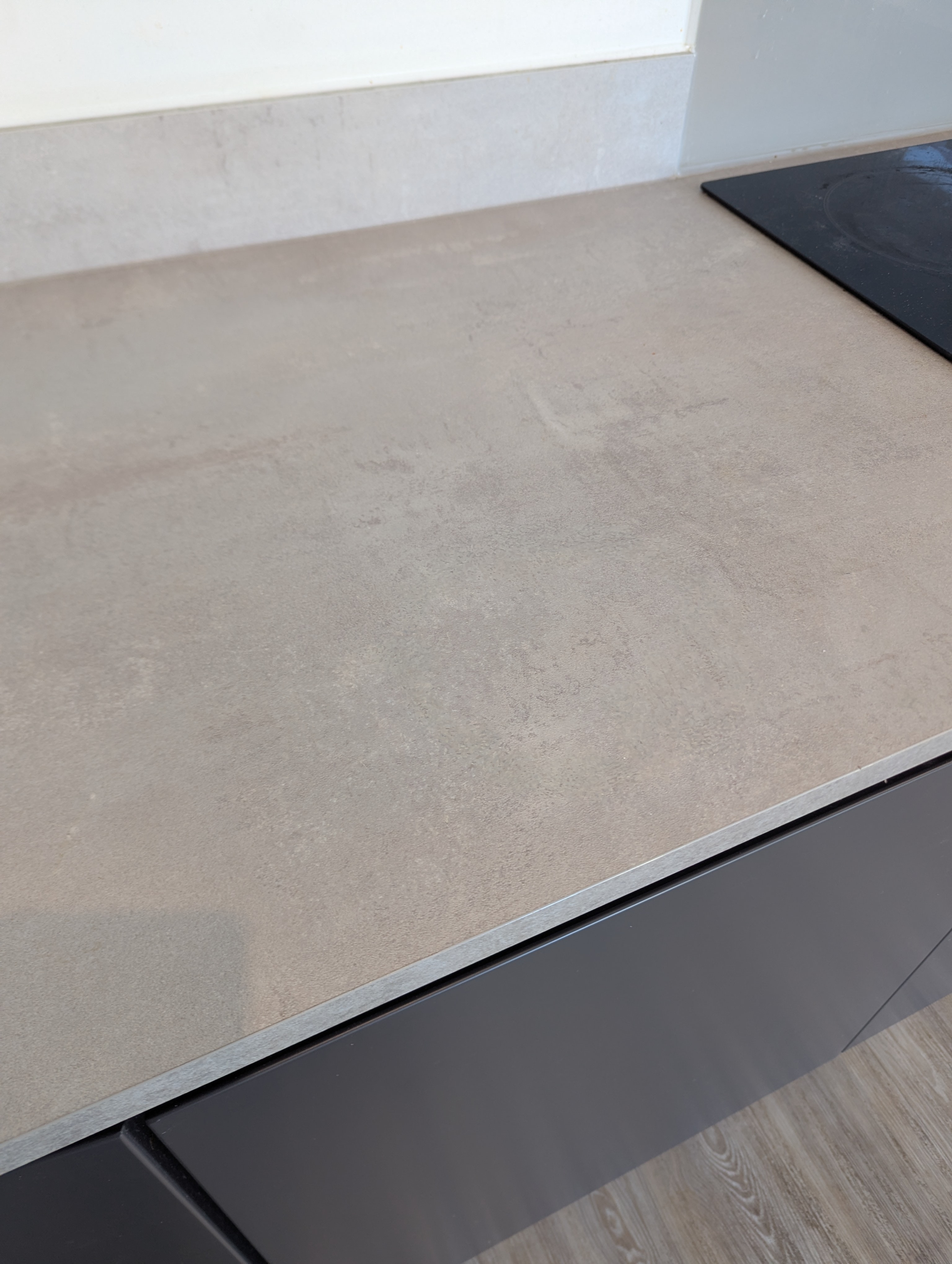 Burnt laminate worktop